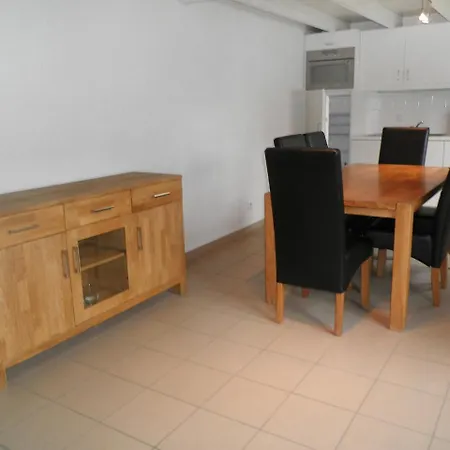 Holiday home Holiday Home Vissershuis-8 *